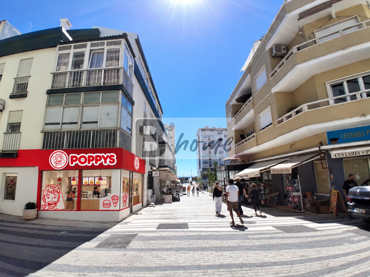 Estudo visual POPPYS para um imóvel em Costa da Caparica; ver legenda para o tipo de vista e os limites