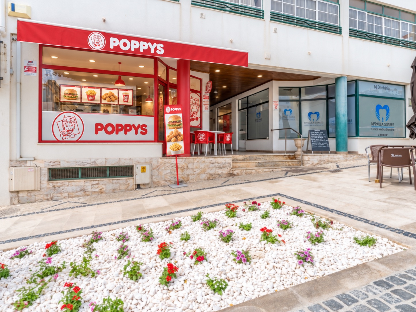 Simulação POPPYS para o imóvel Avenida Vieira Guimarães · bar/restaurante, Nazaré; não representa loja construída