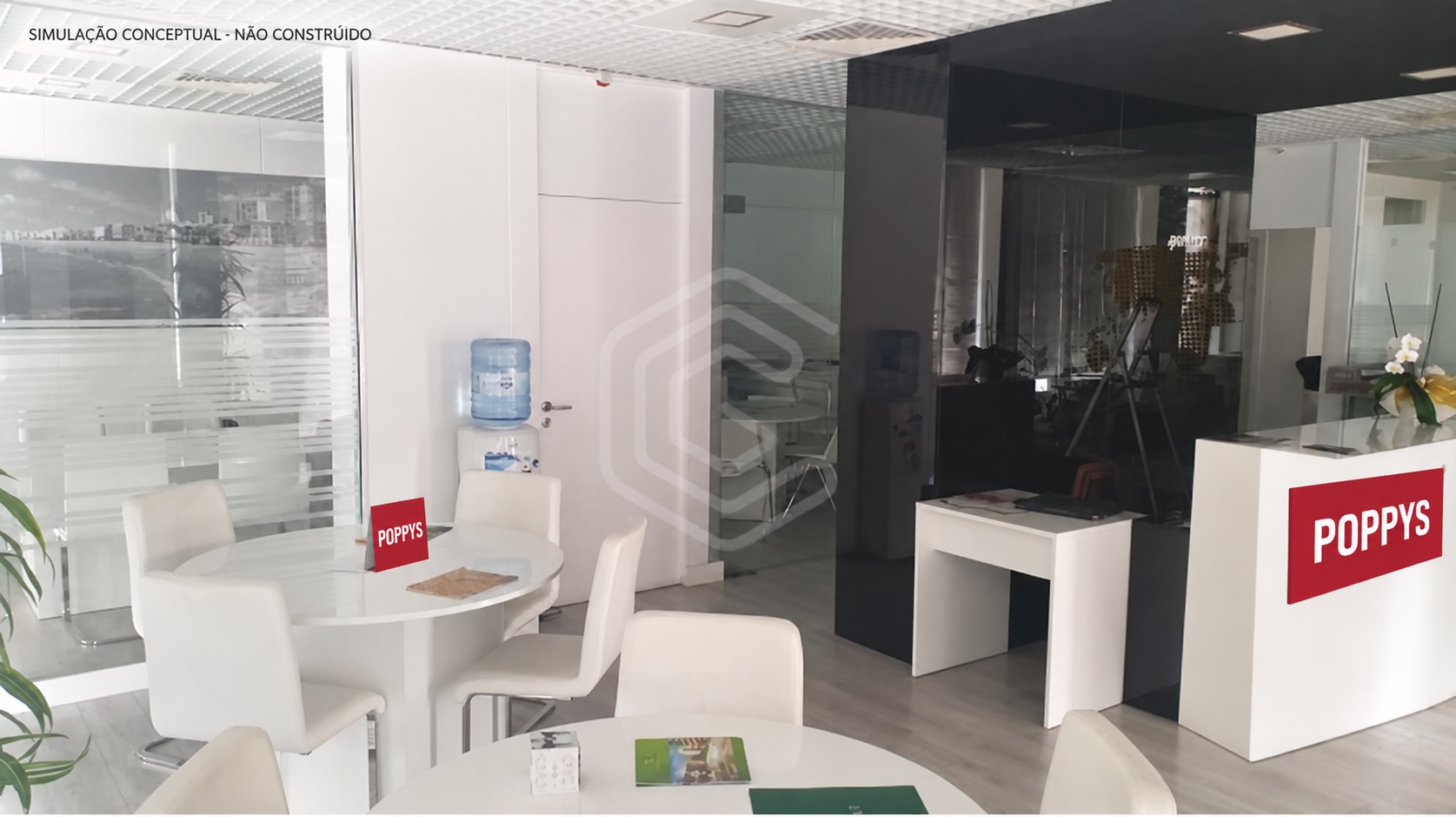 Estudo visual POPPYS para um imóvel em Quarteira; ver legenda para o tipo de vista e os limites